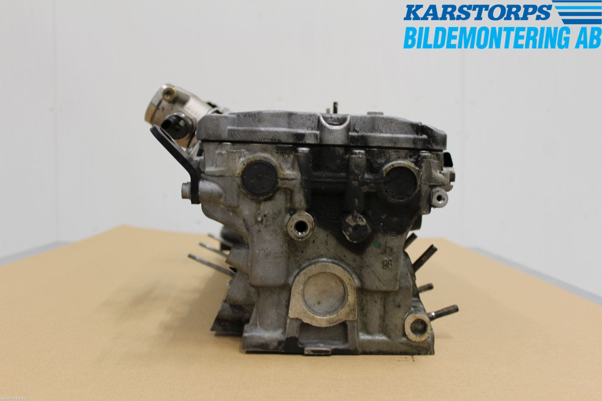 Audi A6/S6     05-11 Topplock Bensin