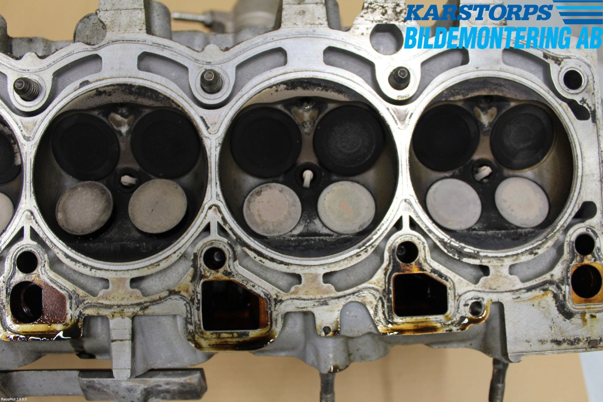 Audi A6/S6     05-11 Topplock Bensin