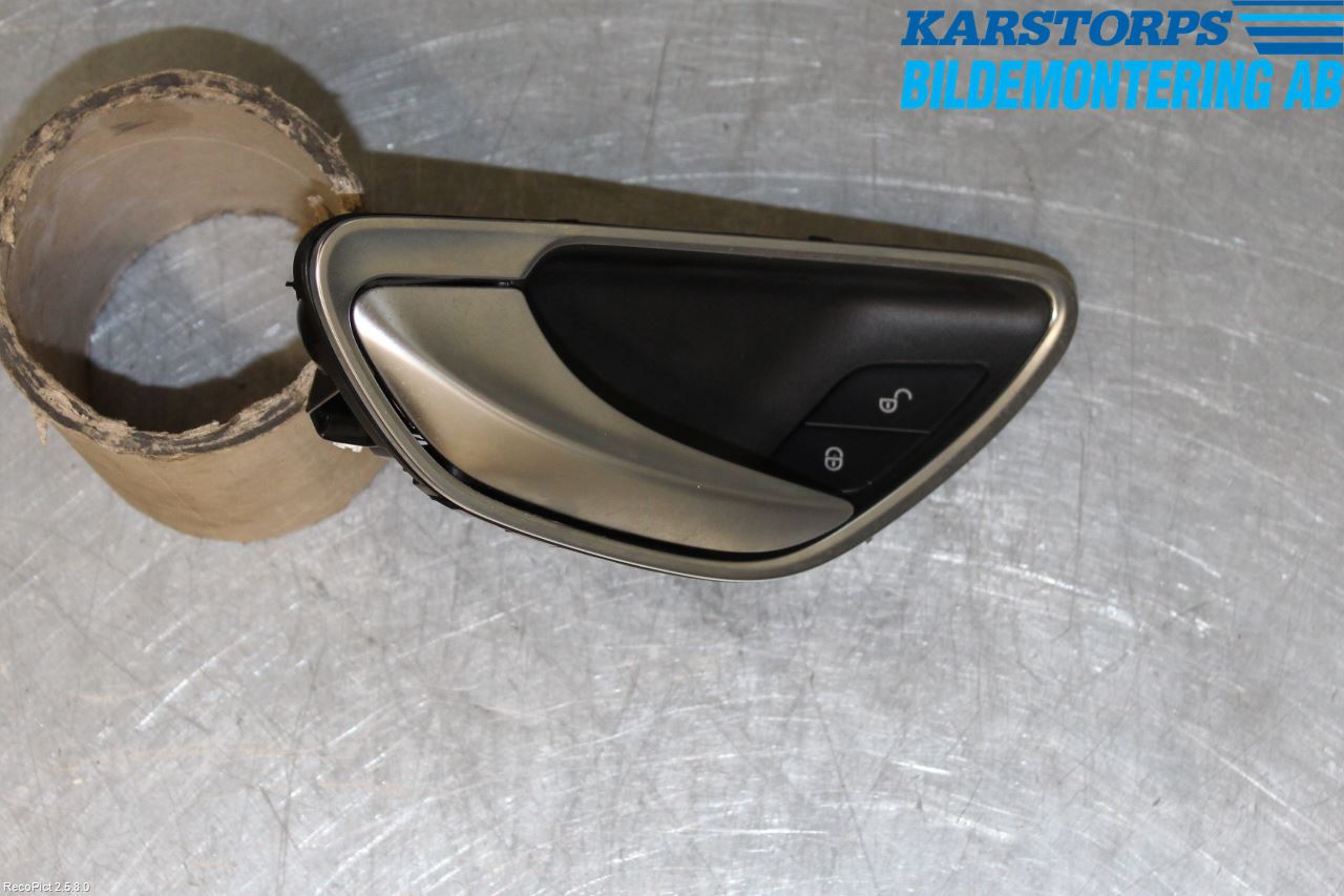 Mercedes-Benz MB GLC-KLASS (X253/C253) 15-22 Dörrhandtag Inre Vä