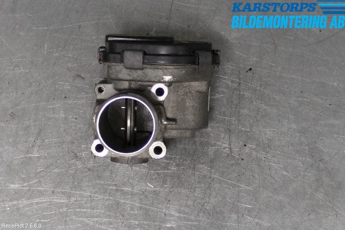 Volvo V40 12-19 Injspjällhus