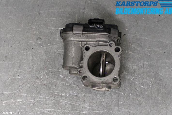 Volvo V40 12-19 Injspjällhus