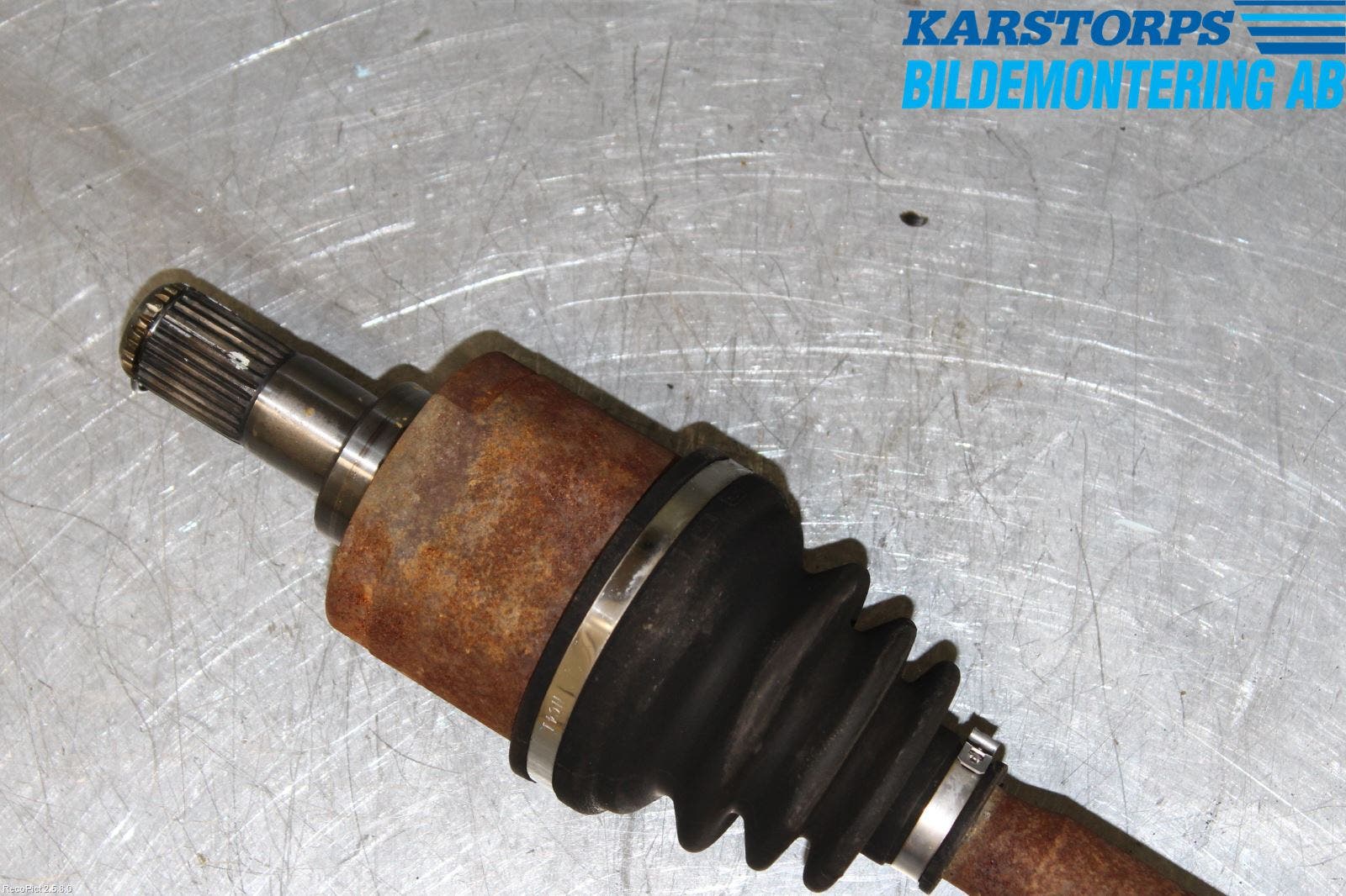 Kia RIO 12-16 Drivaxel Fram Höger