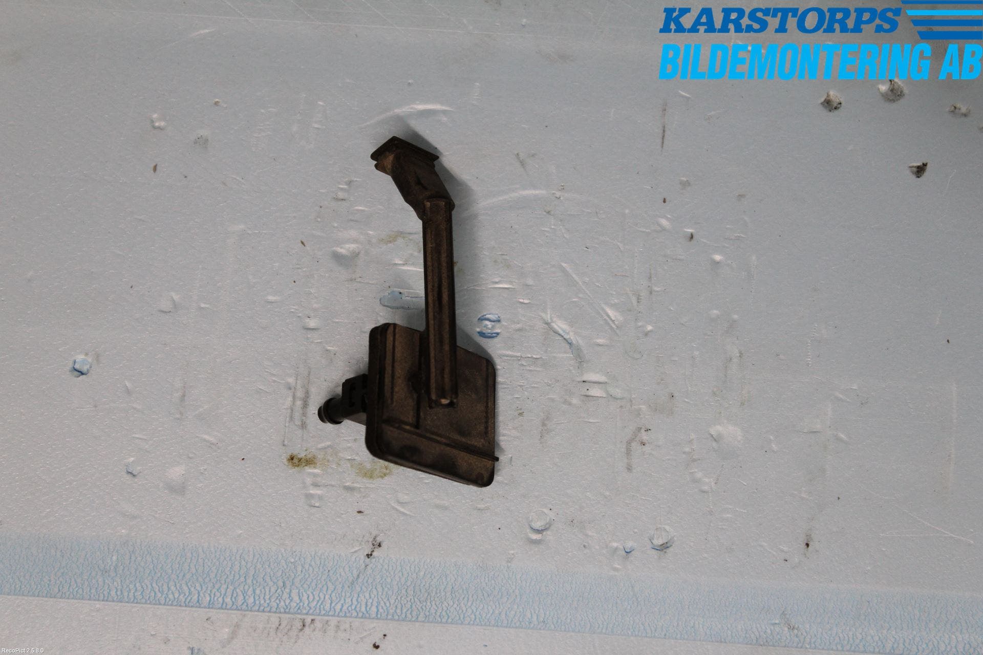 Mercedes-Benz MB CLS (C218/X218) 11-17 Spolarmunstycke Rutor