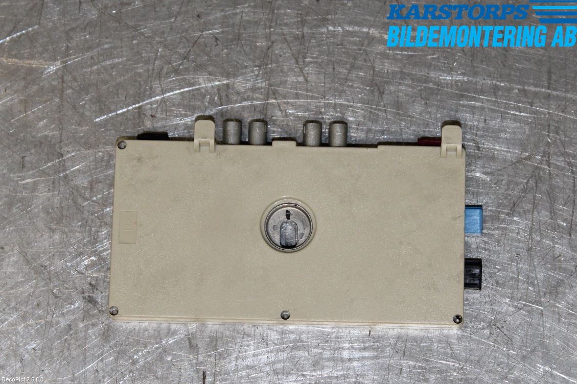 BMW 3 E92/93 Coupé/Cab 05-14 Antennförstärkare