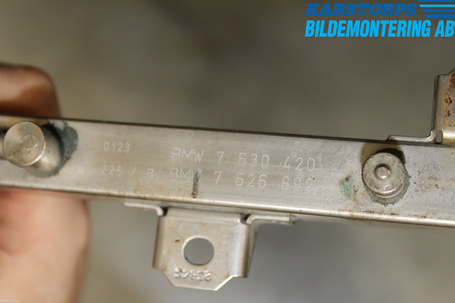 BMW 1 E87/81 5D/3D 03-11 Injspridarrör