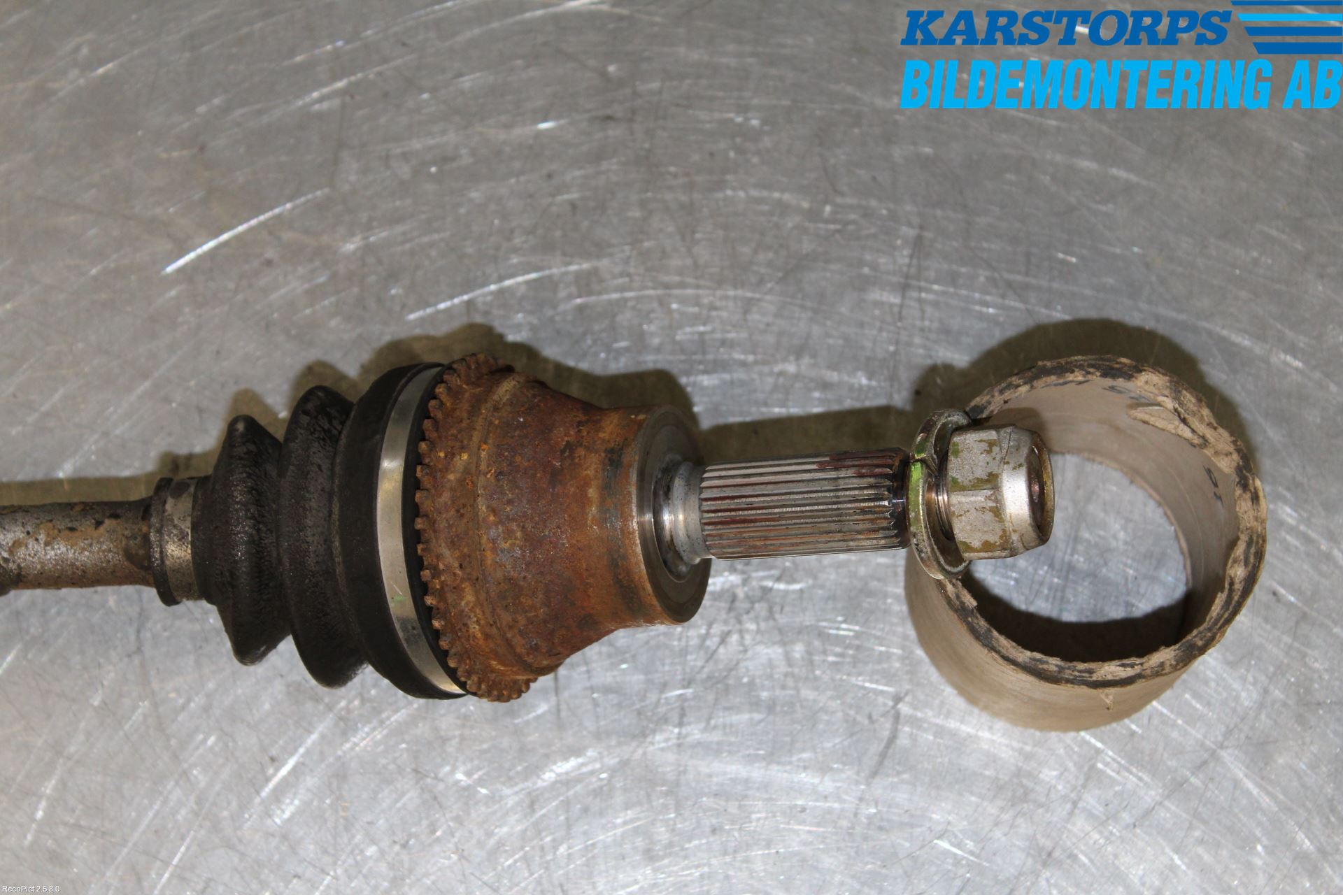 Mitsubishi OUTLANDER 01-07 Drivaxel Bak Höger