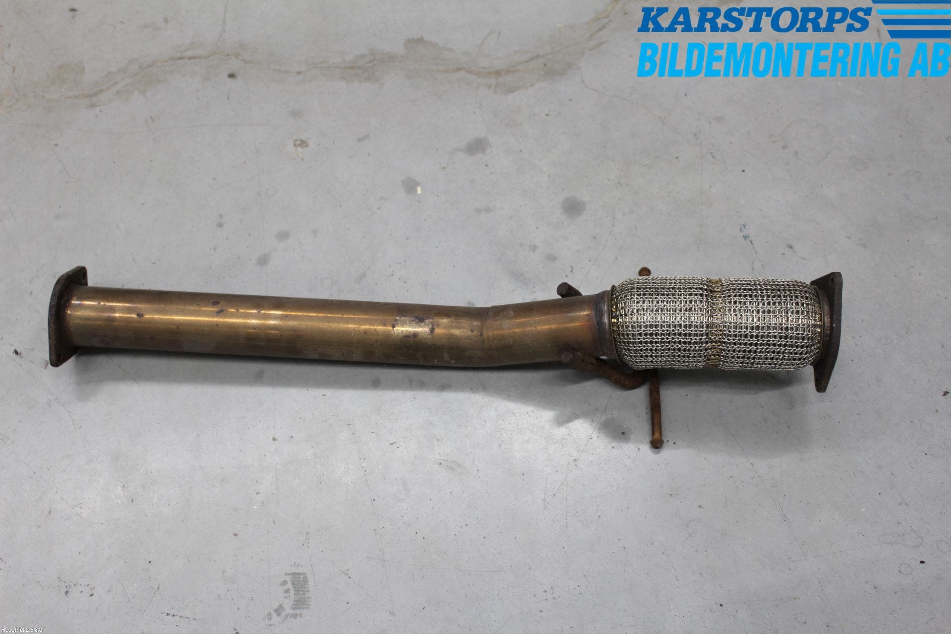 Volvo V70 14-16 Avgas Främre Rör