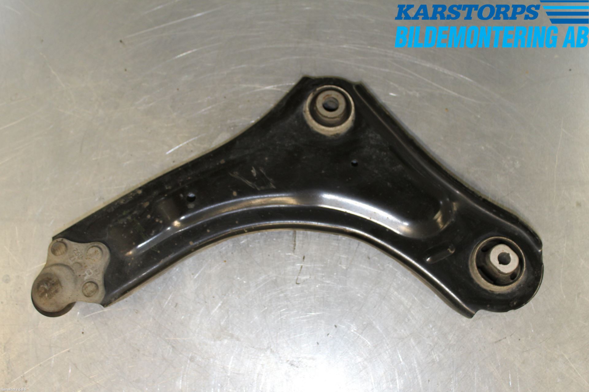 Renault MEGANE III 09-15 Bärarm Fram Undre Hö