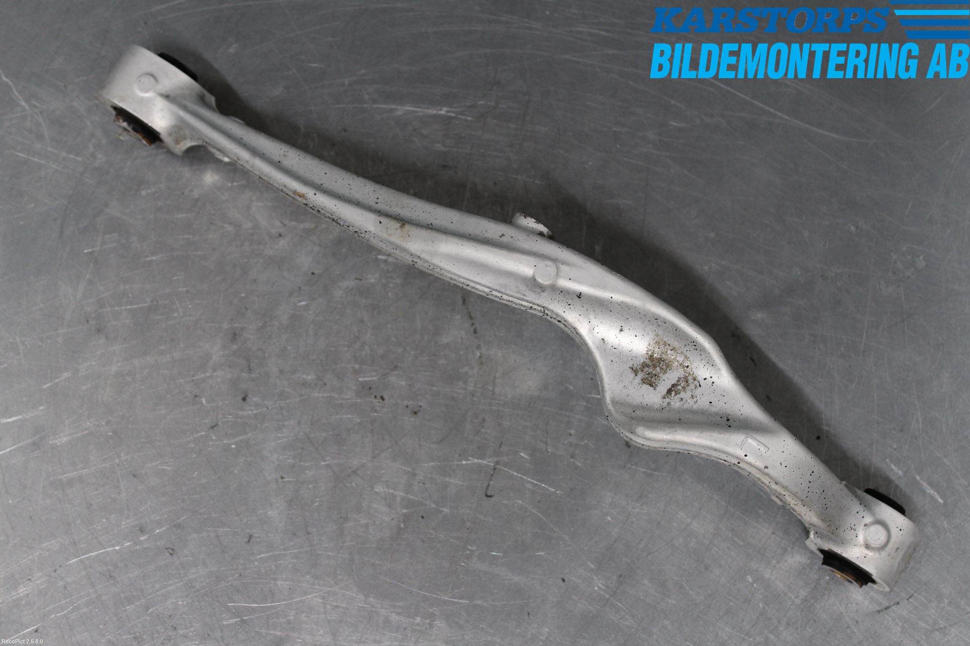 Renault KOLEOS I 08-10 Bärarm Bak Övre Vänster