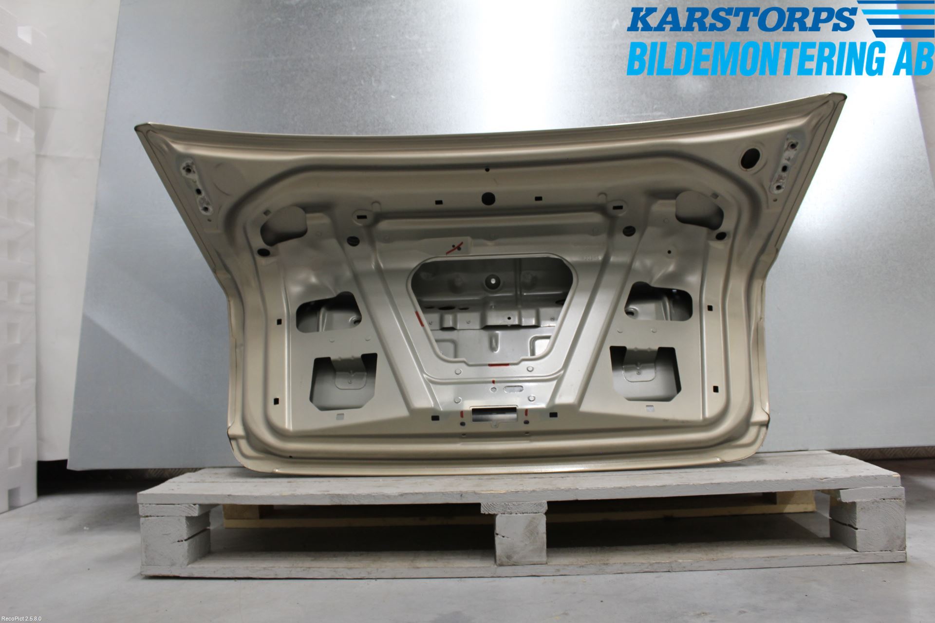 Volvo S60 01-04 Baklucka (Ej Med Ruta)