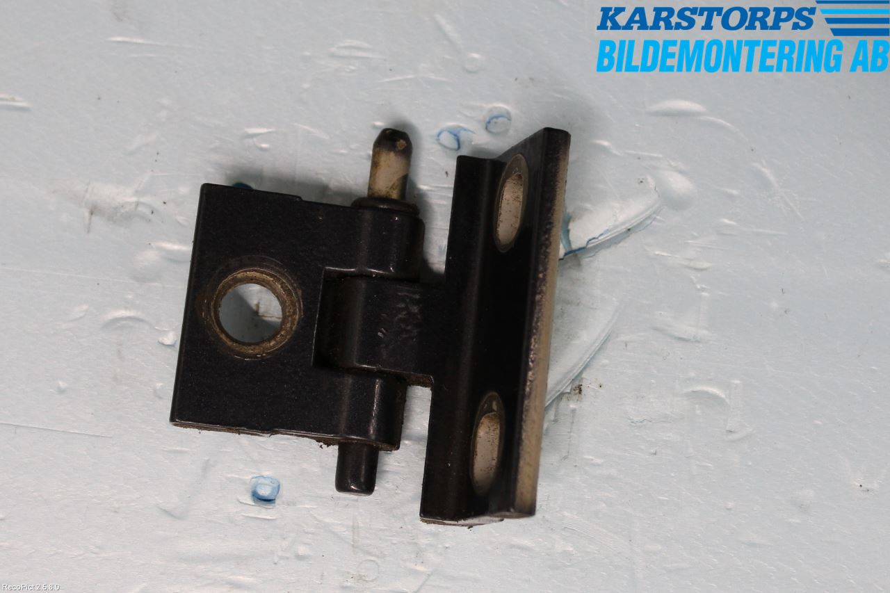 Volvo XC70 05-07 Dörrgångjärn