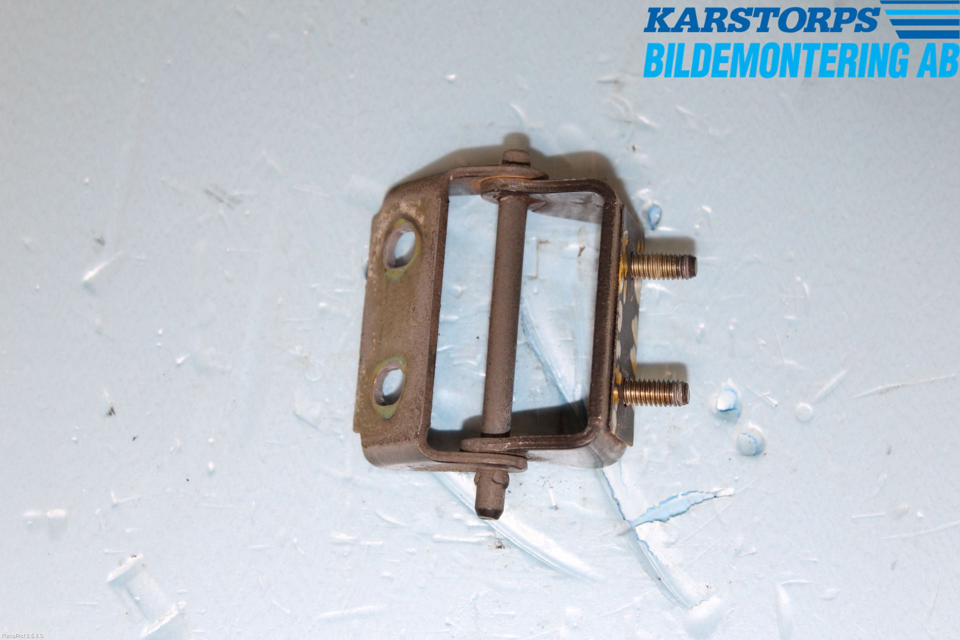 Ford MONDEO     01-06 Bakluckegångjärn Hö