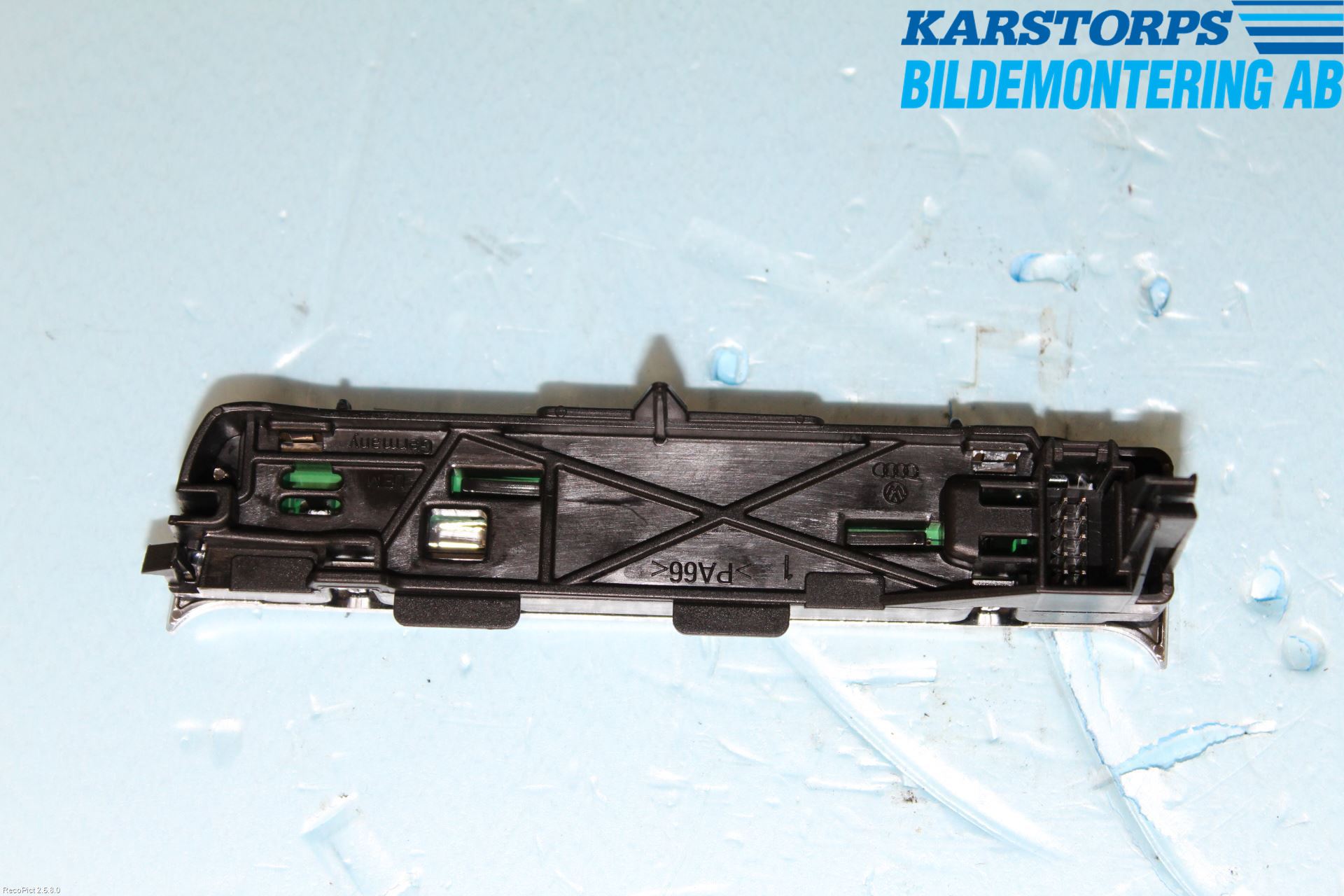 Audi A6/S6     05-11 Relä Växelindikator