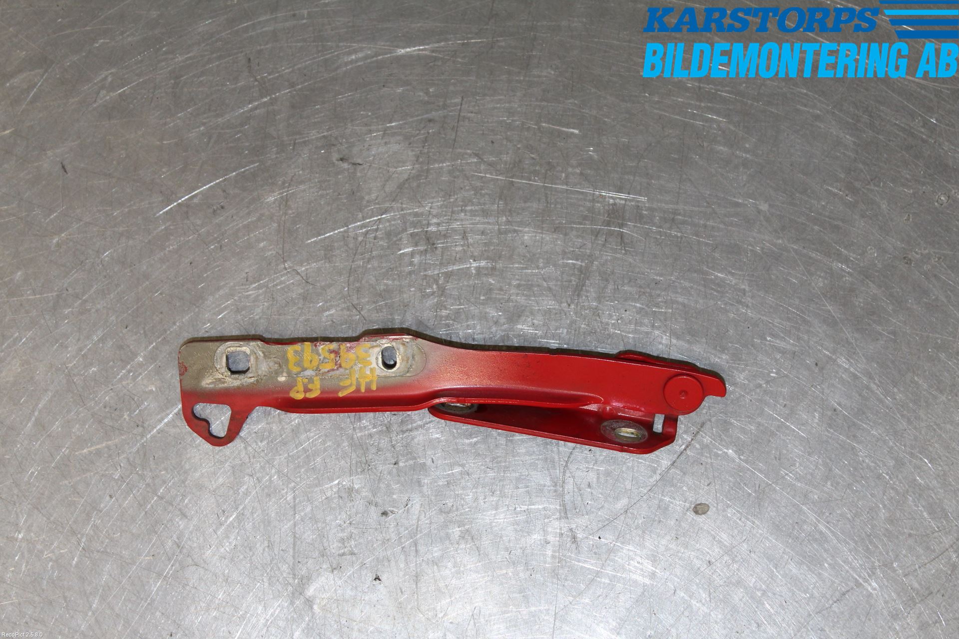 Dacia SANDERO 09-13 Huvgångjärn