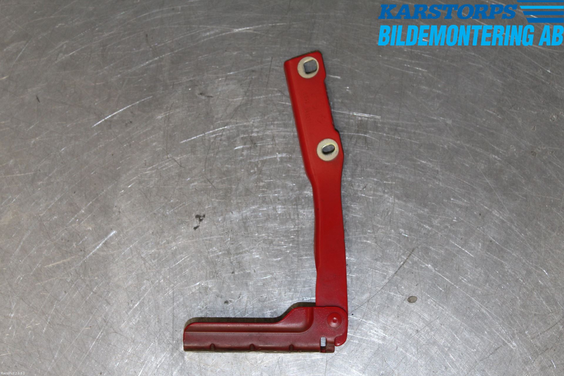 Dacia SANDERO 09-13 Huvgångjärn