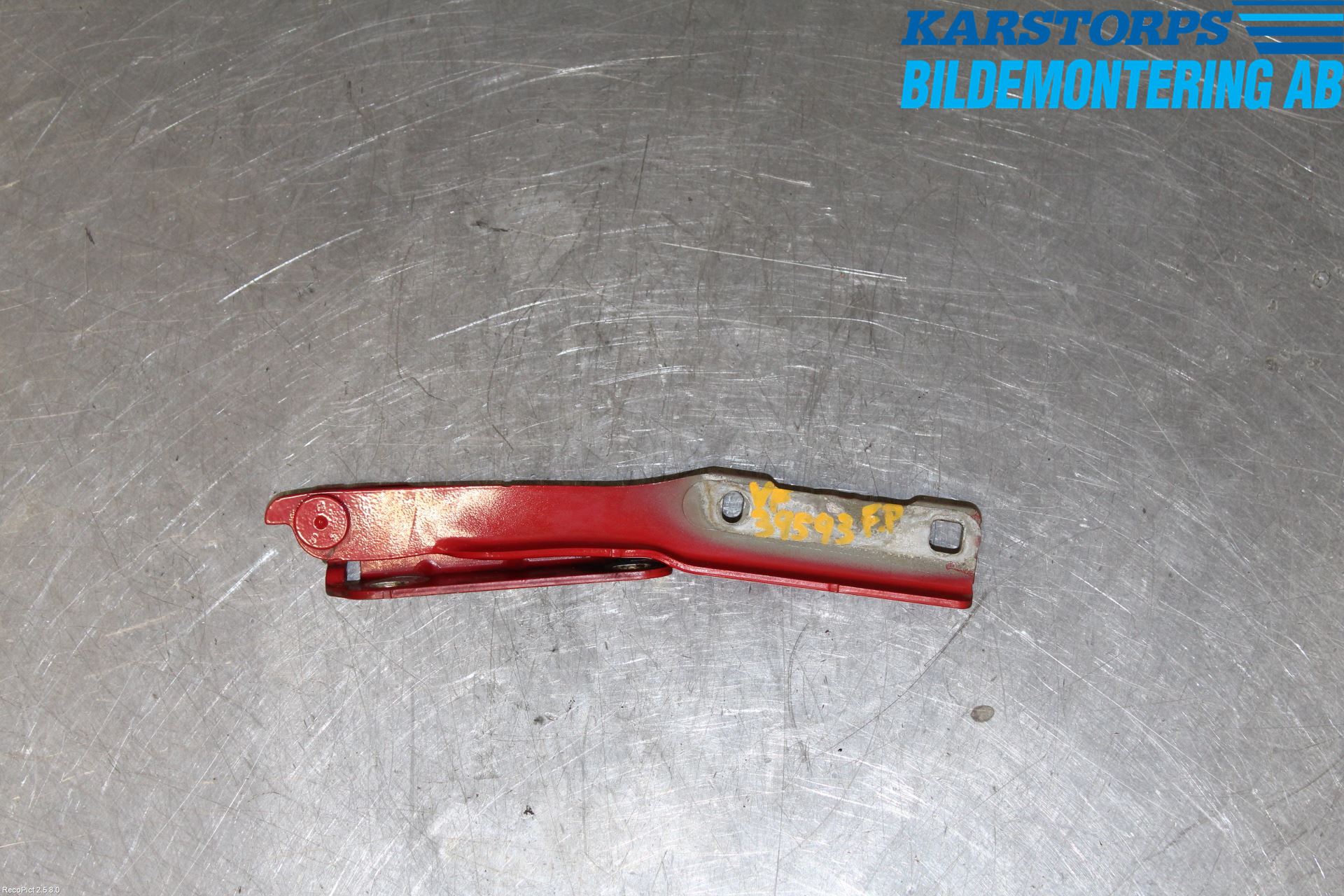 Dacia SANDERO 09-13 Huvgångjärn