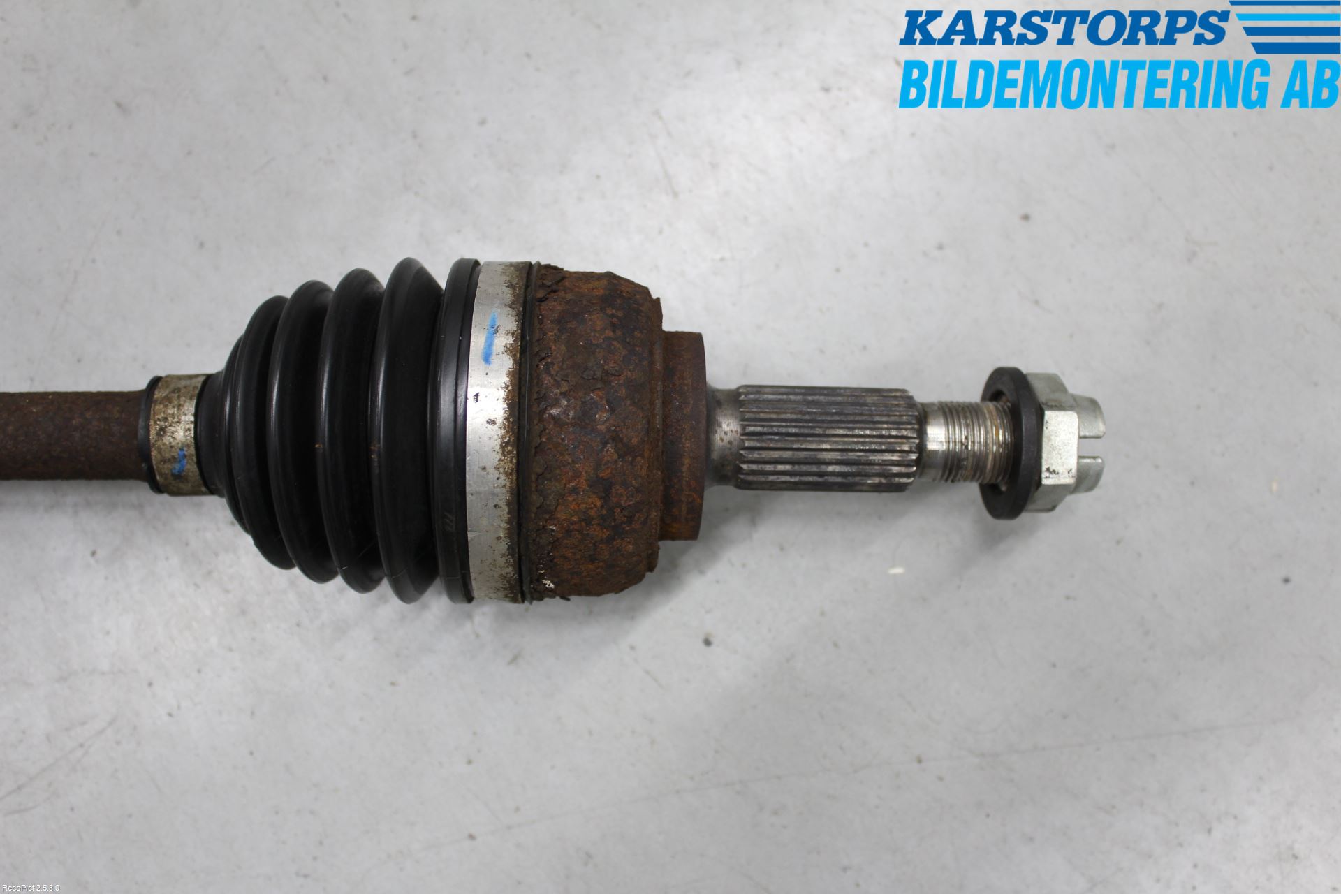 Renault CLIO III  09-12 Drivaxel Fram Vänster