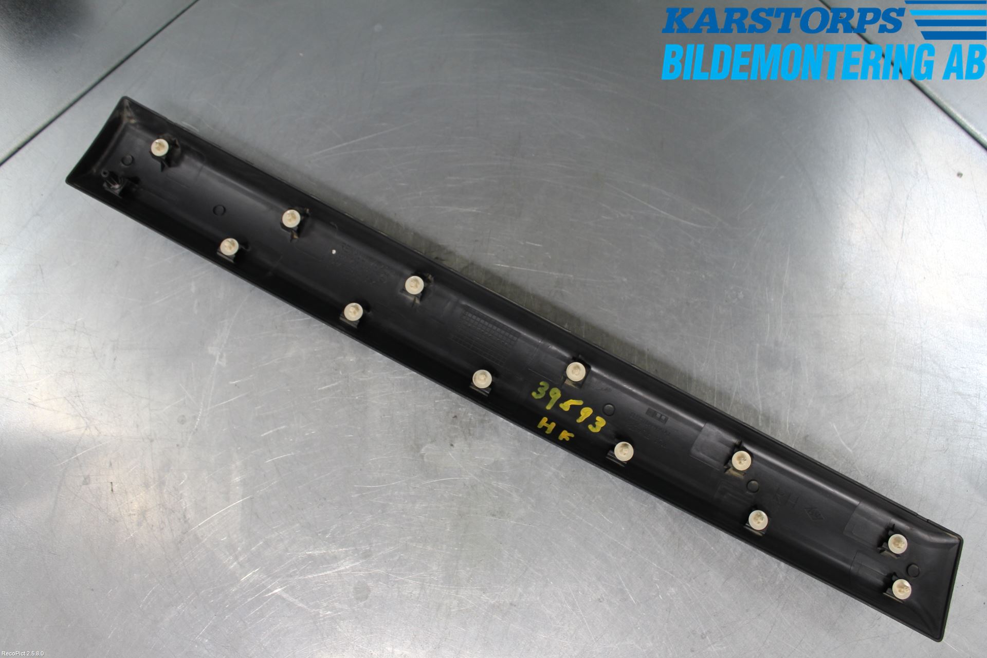 Dacia SANDERO 09-13 Dörr Dekorlist Fram Hö