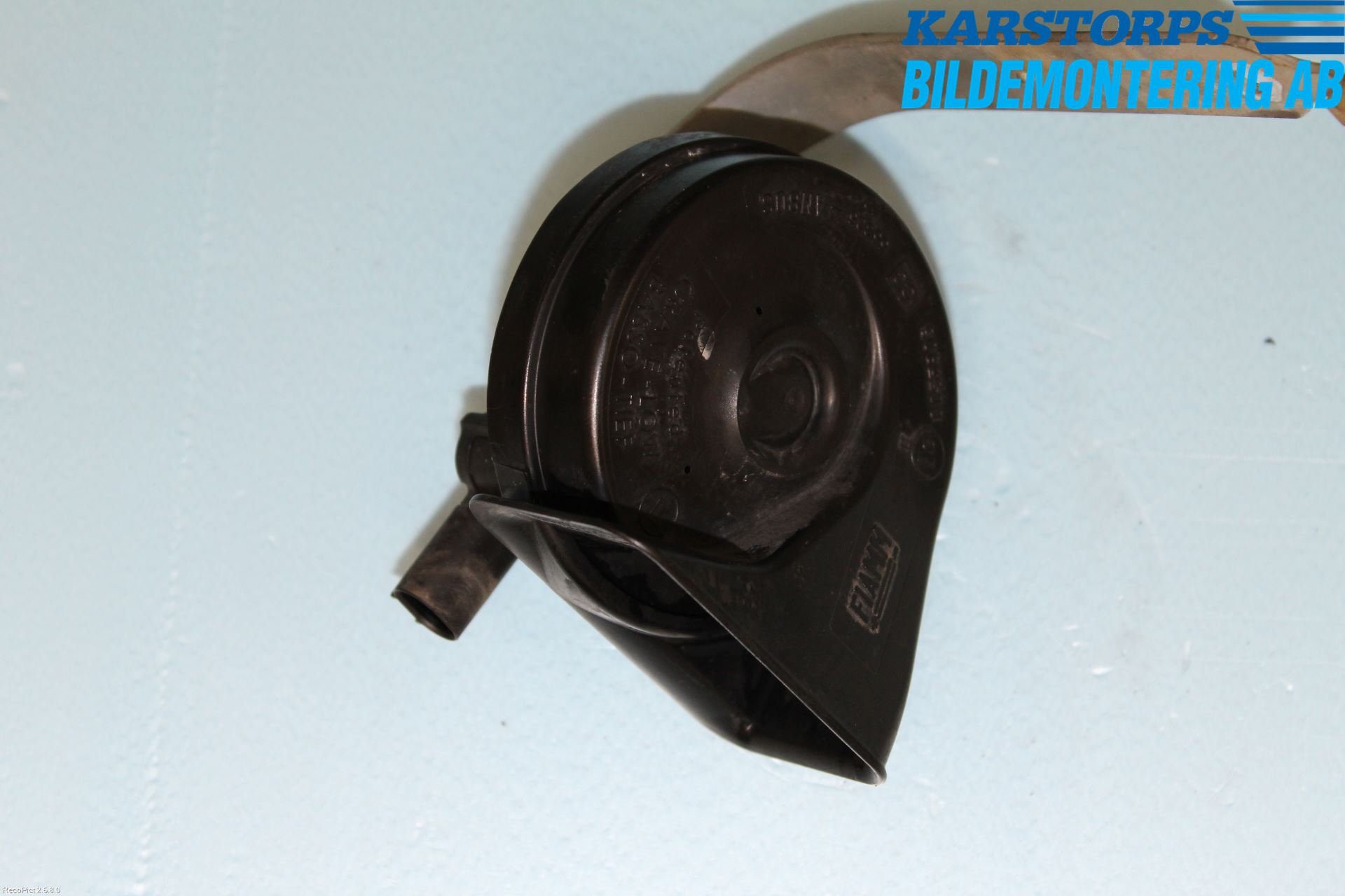 BMW 7 E65/66    00-08 Signalhorn