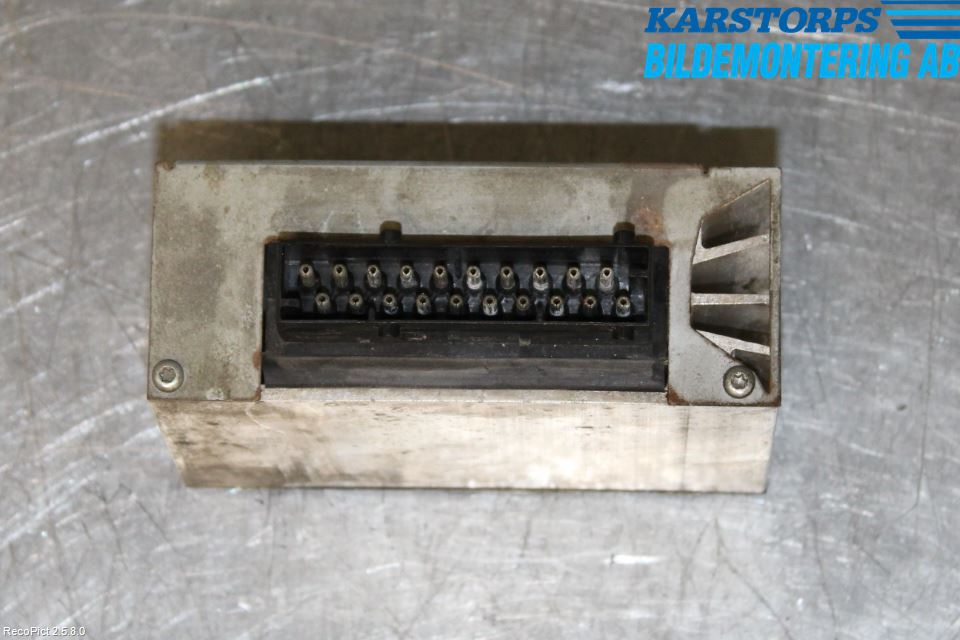 BMW 7 E65/66    00-08 Radio-Stereo Förstärkare