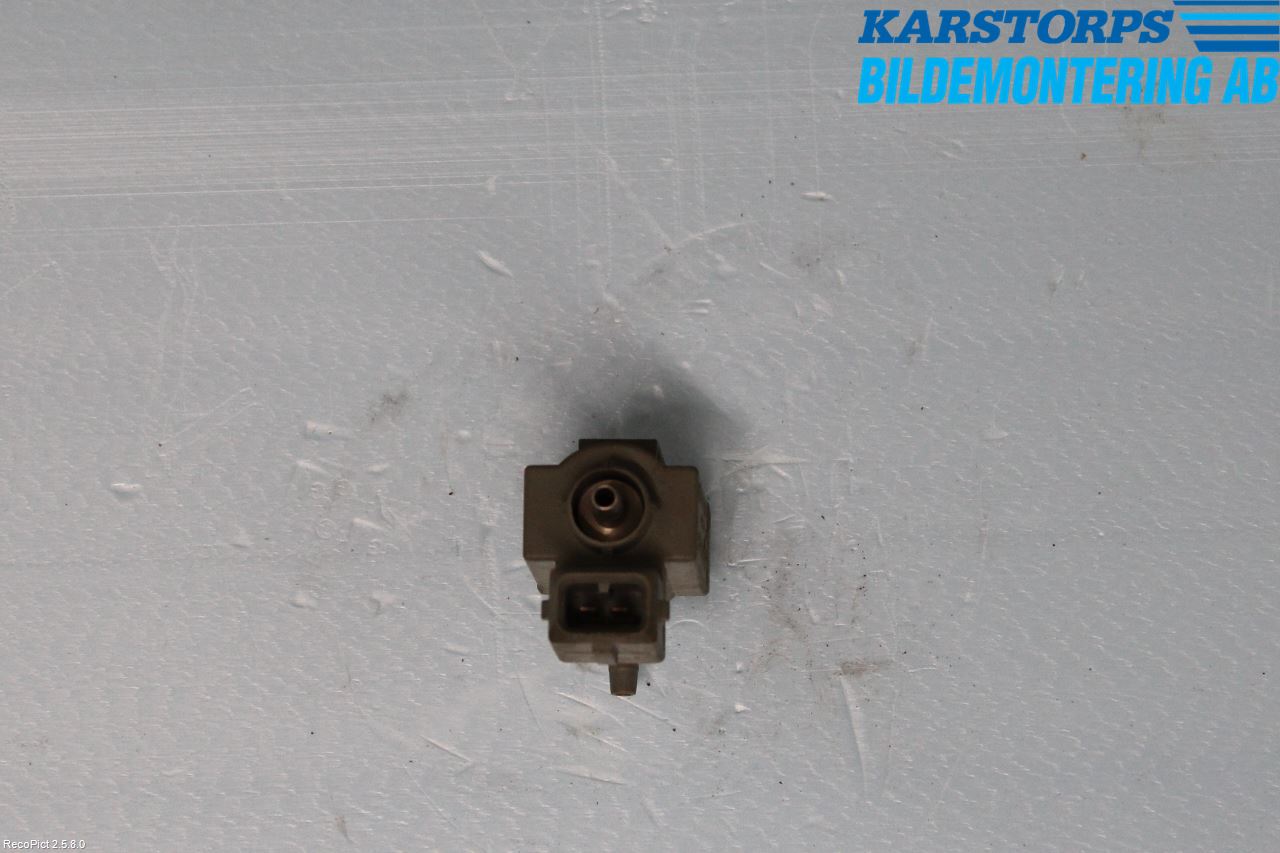 BMW 7 E65/66    00-08 Vakuumventil