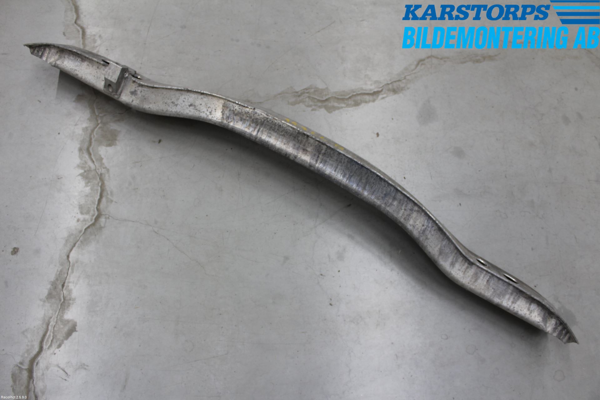 BMW 7 E65/66    00-08 Stötfångarbalk Bak