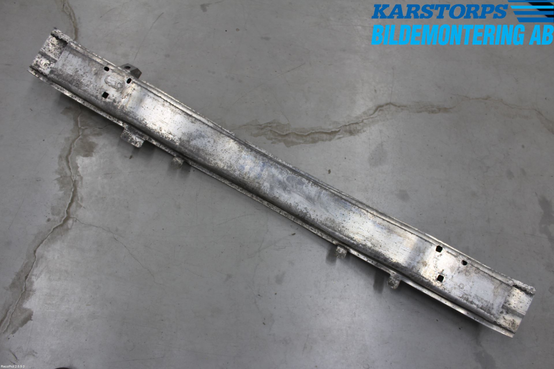 BMW 7 E65/66    00-08 Stötfångarbalk Bak