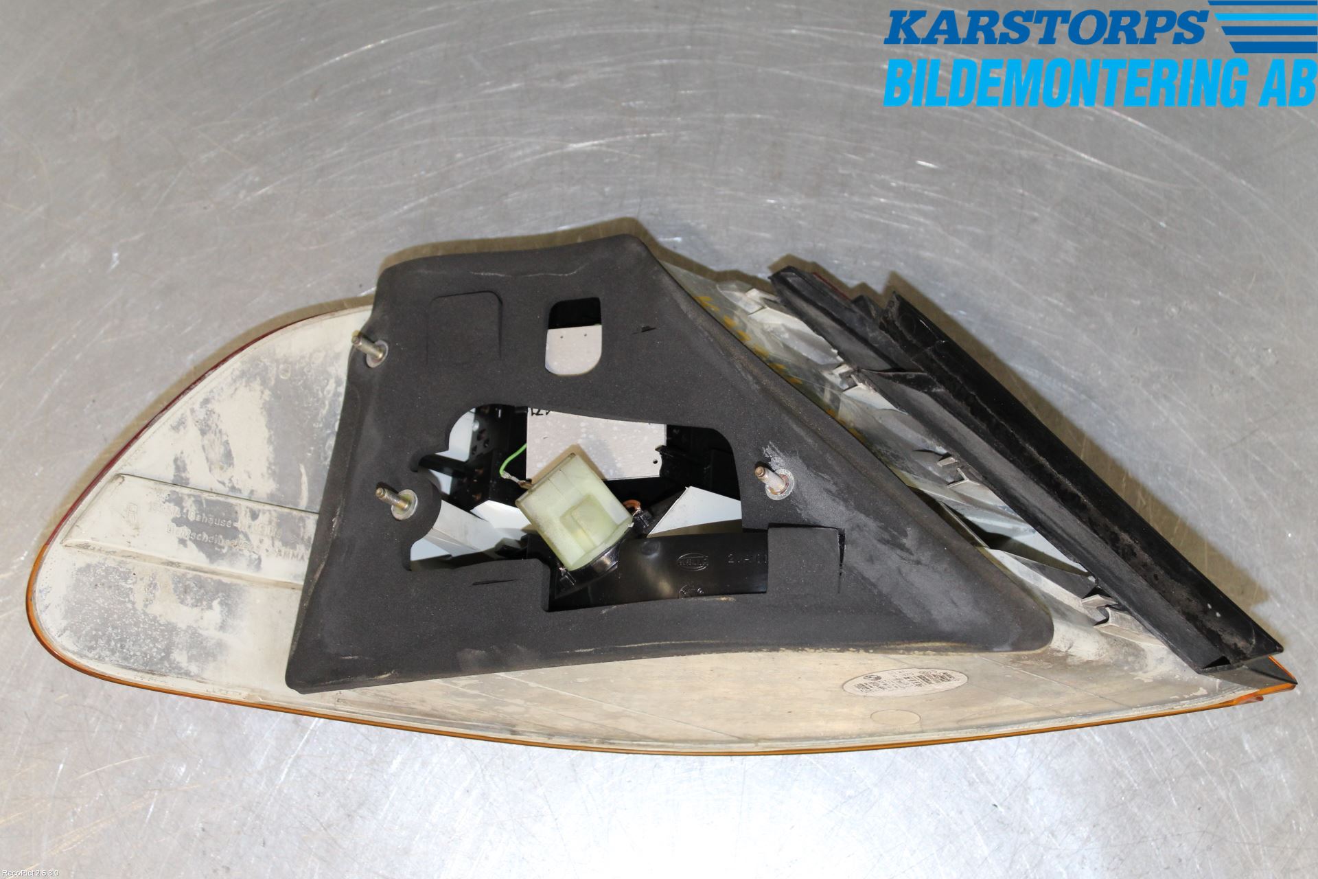 BMW 7 E65/66    00-08 Bakljus Höger