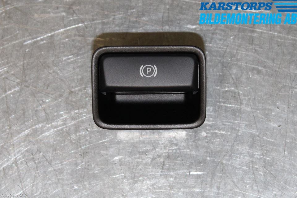 Mercedes-Benz MB GLA-KLASS (X156) 13-20 Strömställare Parkeringsbroms