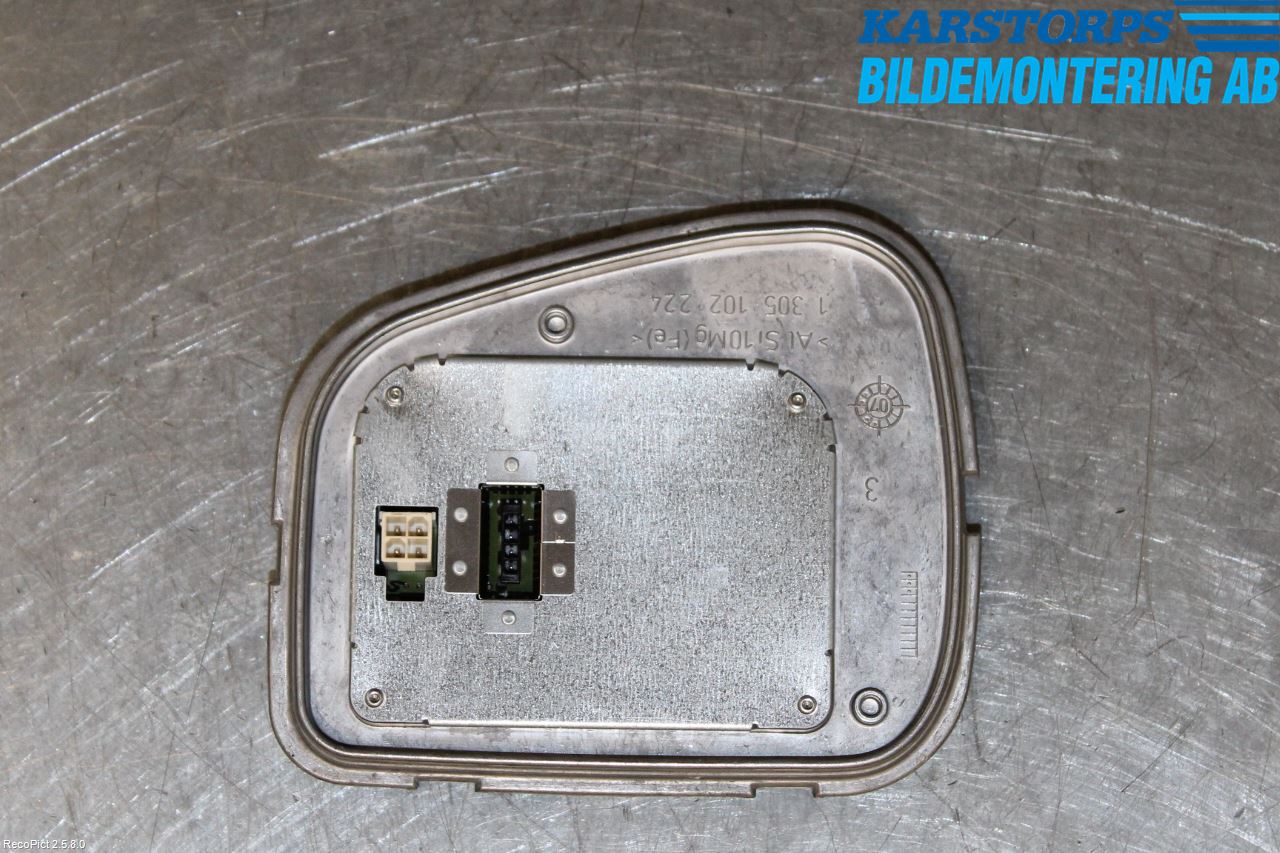 Volvo V50 08-12 Styrenhet Strålkastare