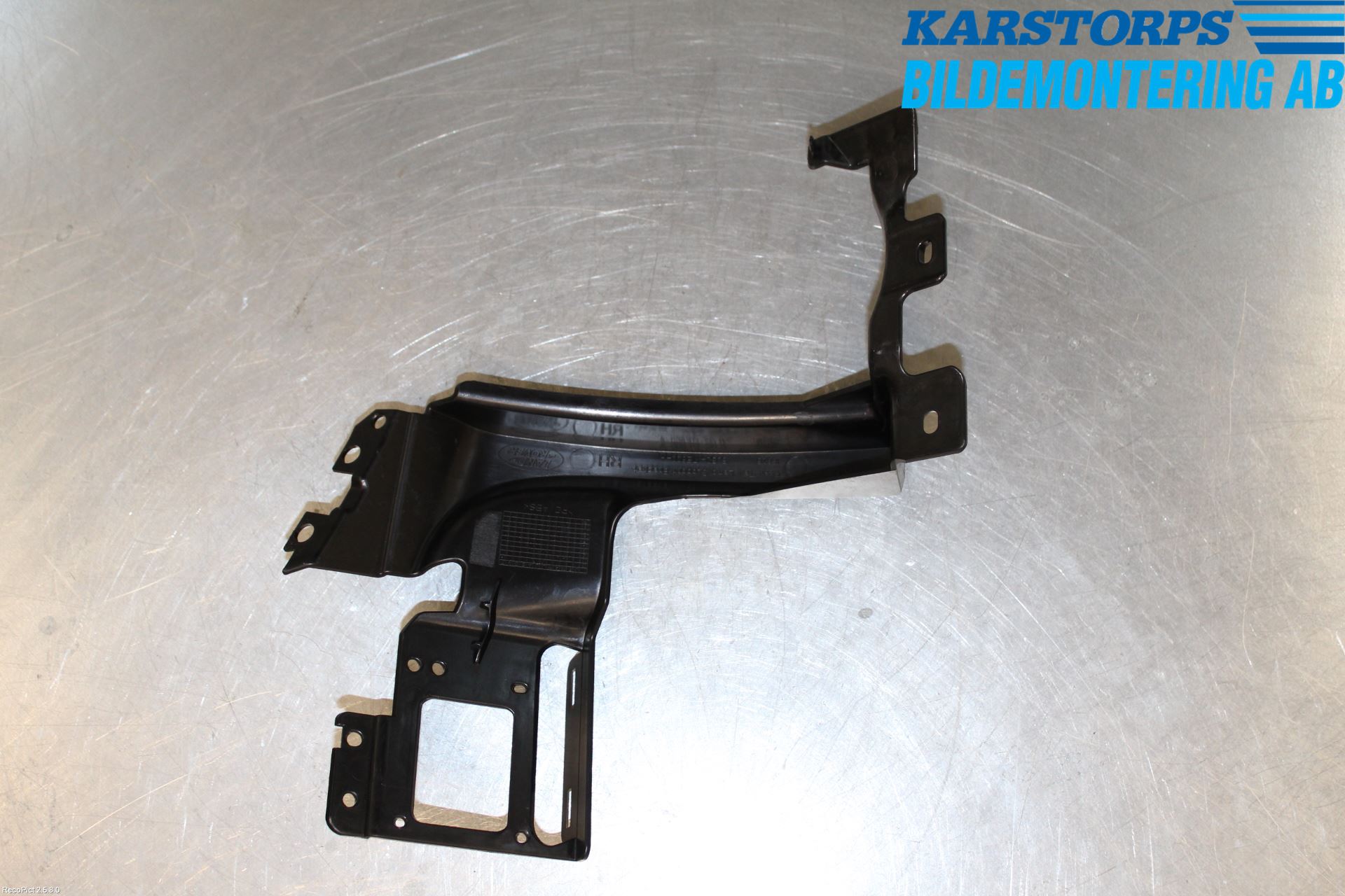 Landrover LAND ROVER RANGE ROVER EVOQUE (L538) 11-18 Stötfångarfäste Bak Hö