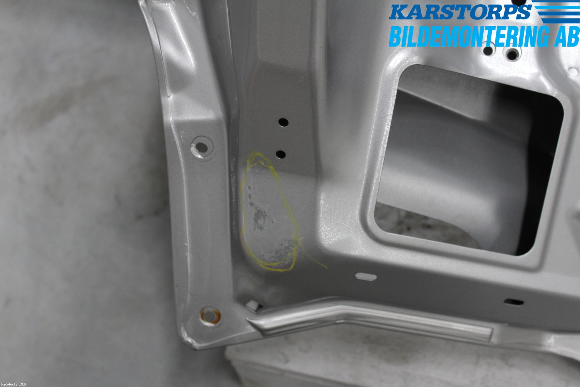 Renault KOLEOS I 08-10 Baklucka Övre