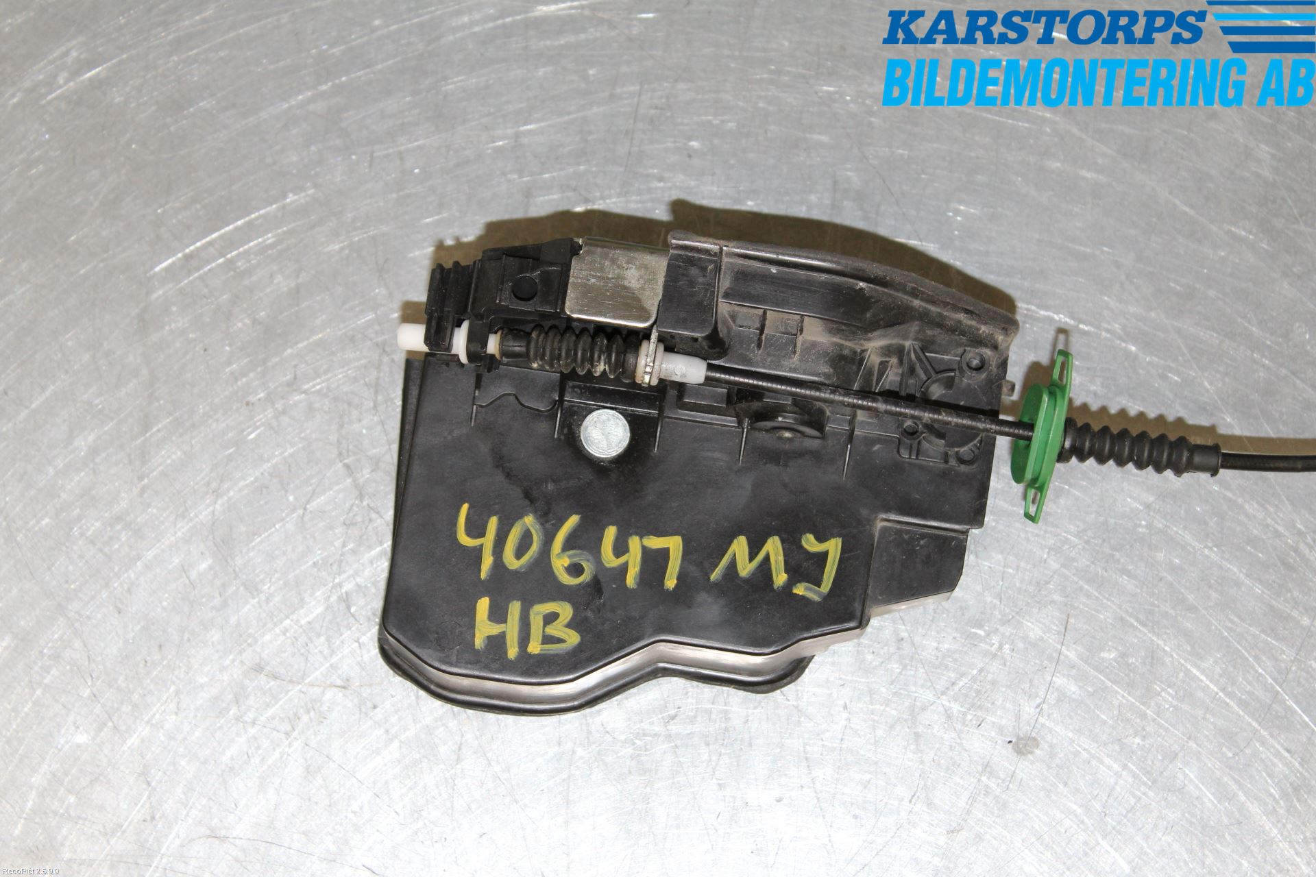 BMW X3 E83     03-10 Låskista-Dörrlås