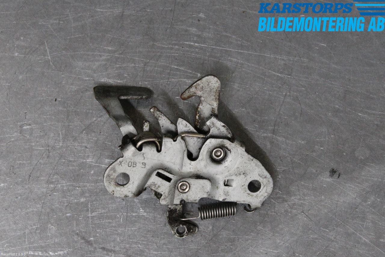 Peugeot PARTNER 03-08 Huv Spärr