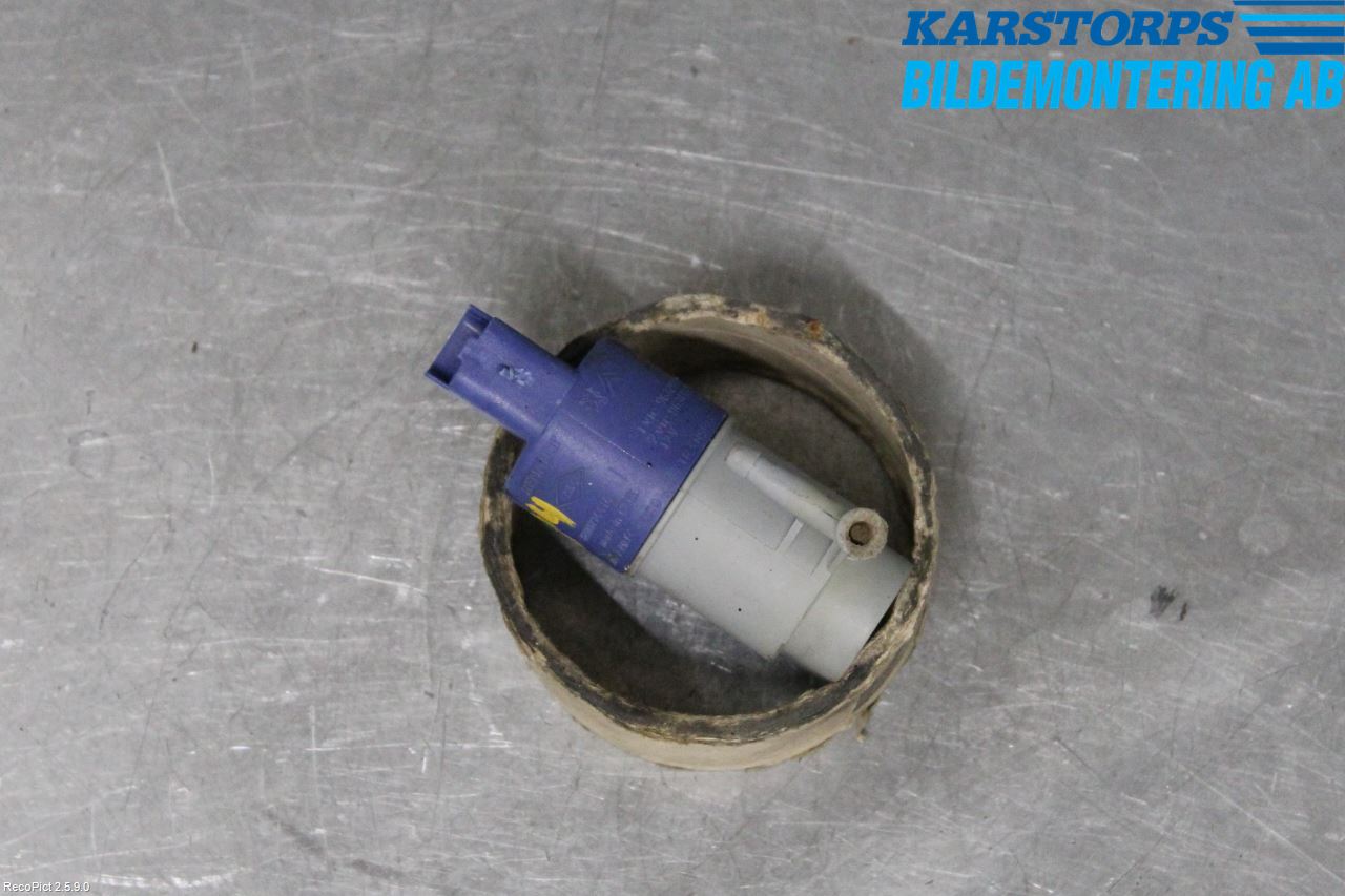 Peugeot PARTNER   03-08 Spolarpump Vindruta