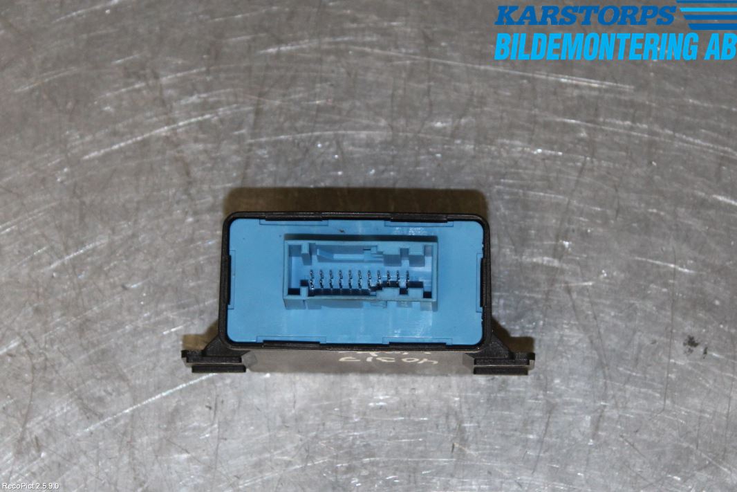 Audi A6/S6     05-11 Styrenhet Strålkastare