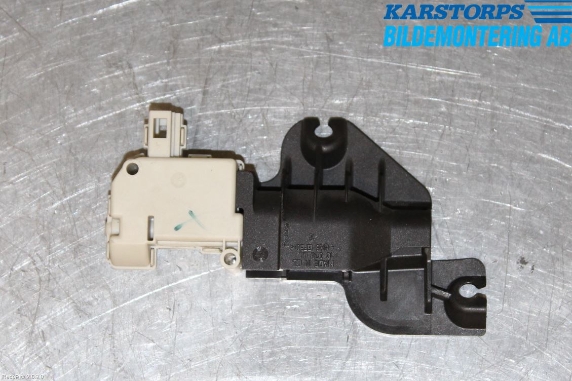 Audi A6/S6     05-11 Handskfack