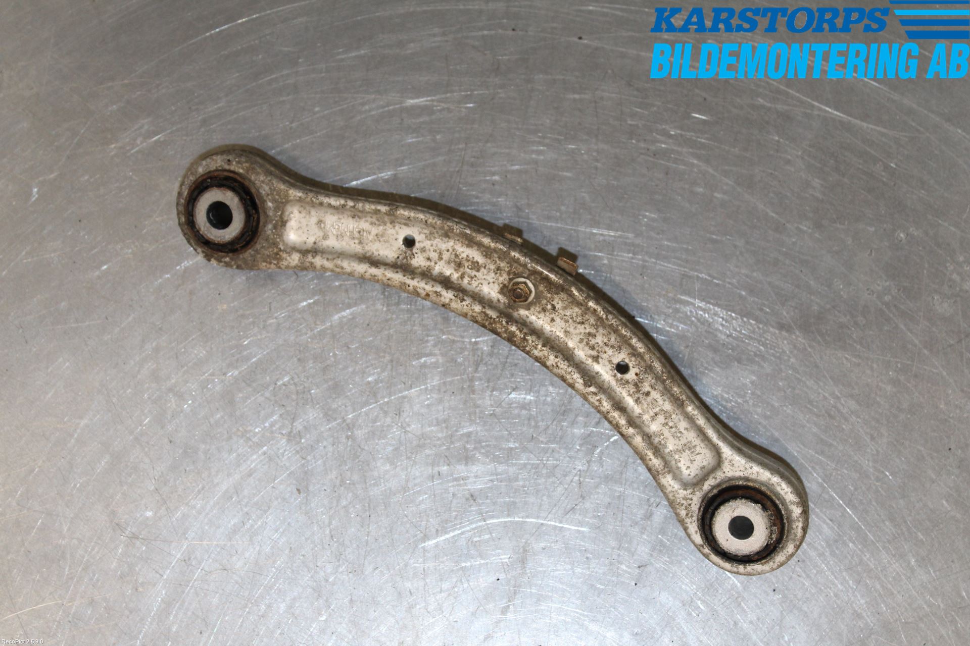 Audi Q7/SQ7 Bärarm Bak Övre Höger