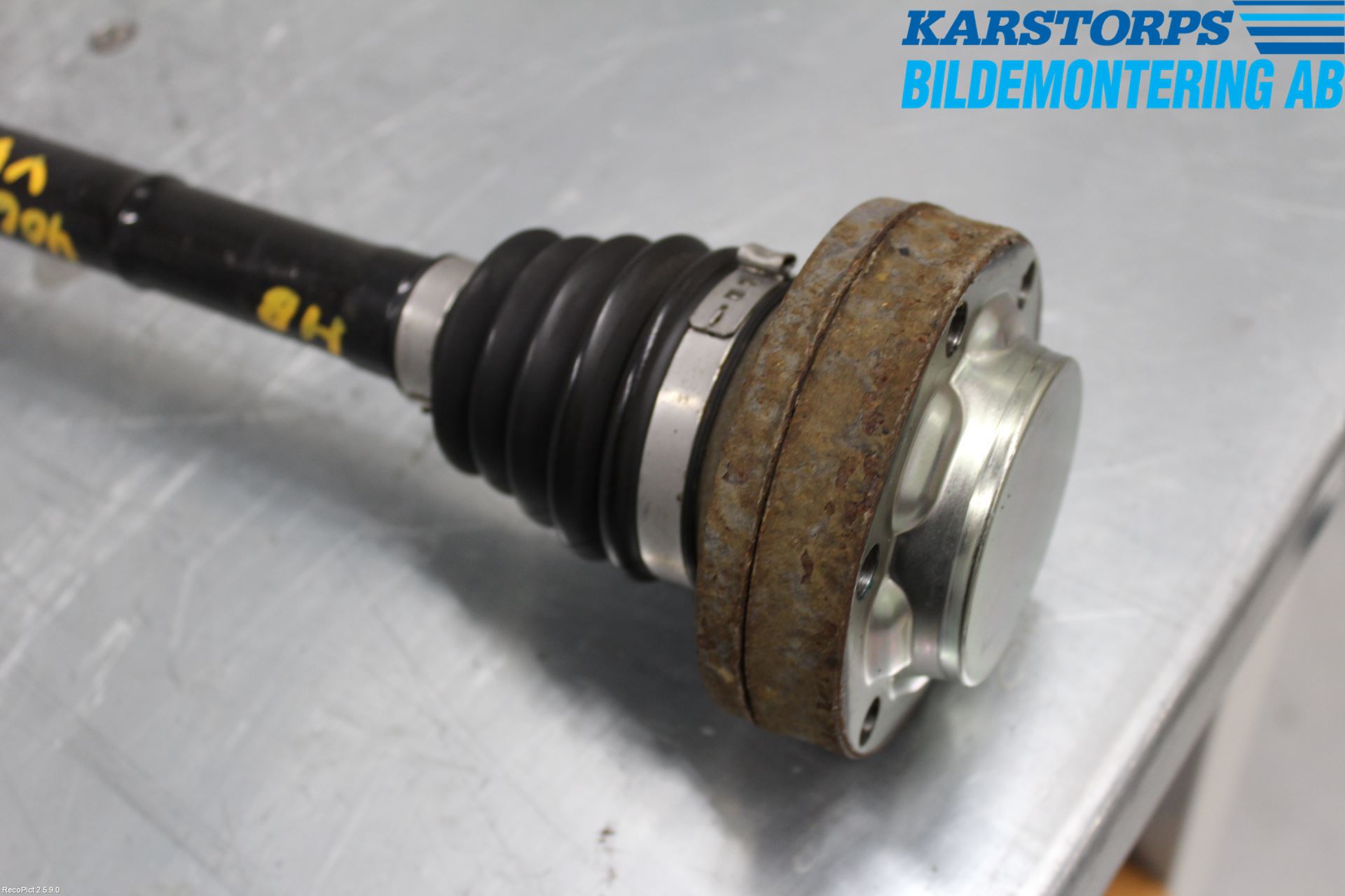 Audi Q7/SQ7 Drivaxel Bak Höger