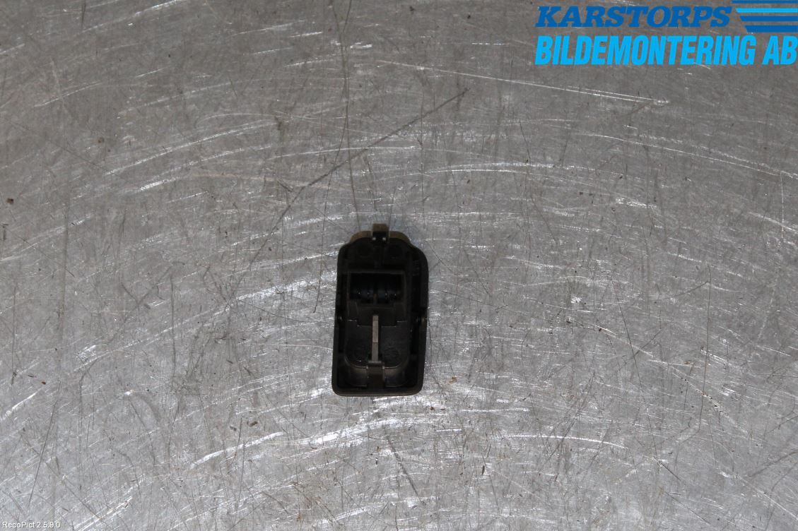 Volvo V50 04-07 Strömställare Centrallås