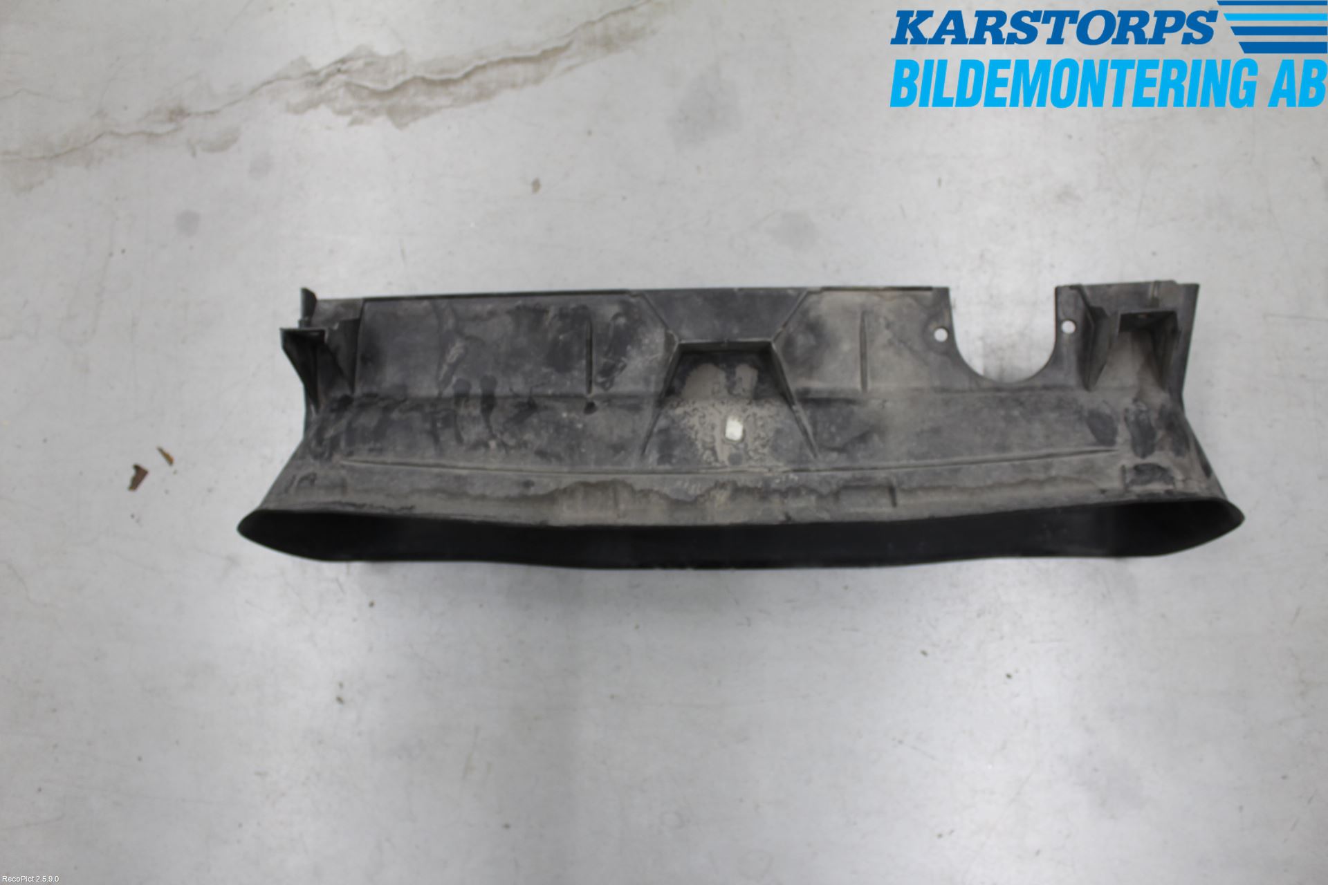 Volvo V50 04-07 Deflektor Plåt-Plast Kylning