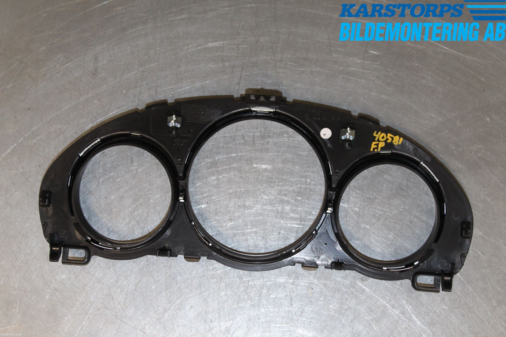 Mercedes-Benz MB E-KLASS (W212) 09-16 Instrumentsarg