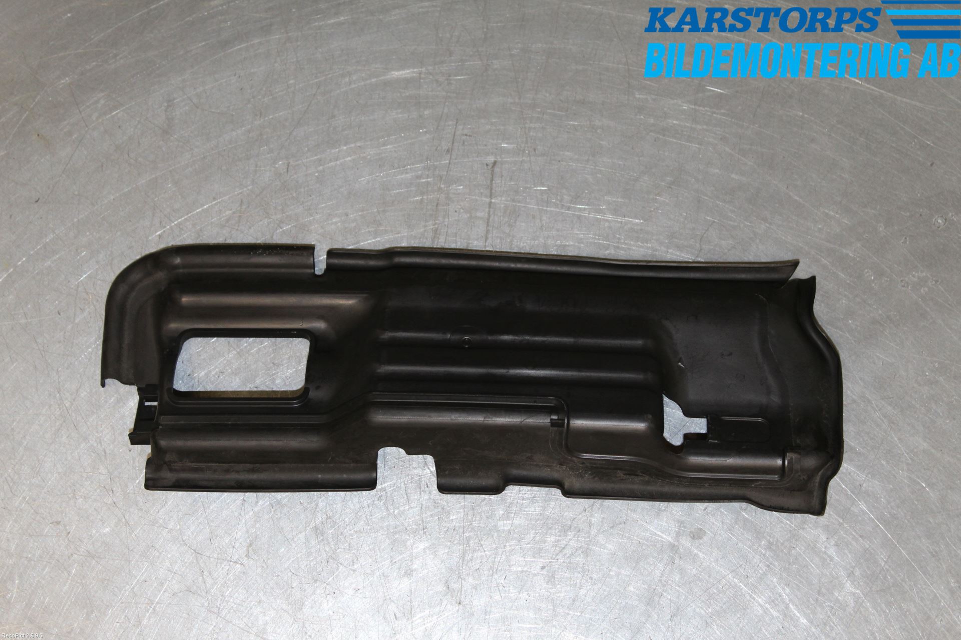 Volvo XC70 14-16 Deflektor Plåt-Plast Kylning