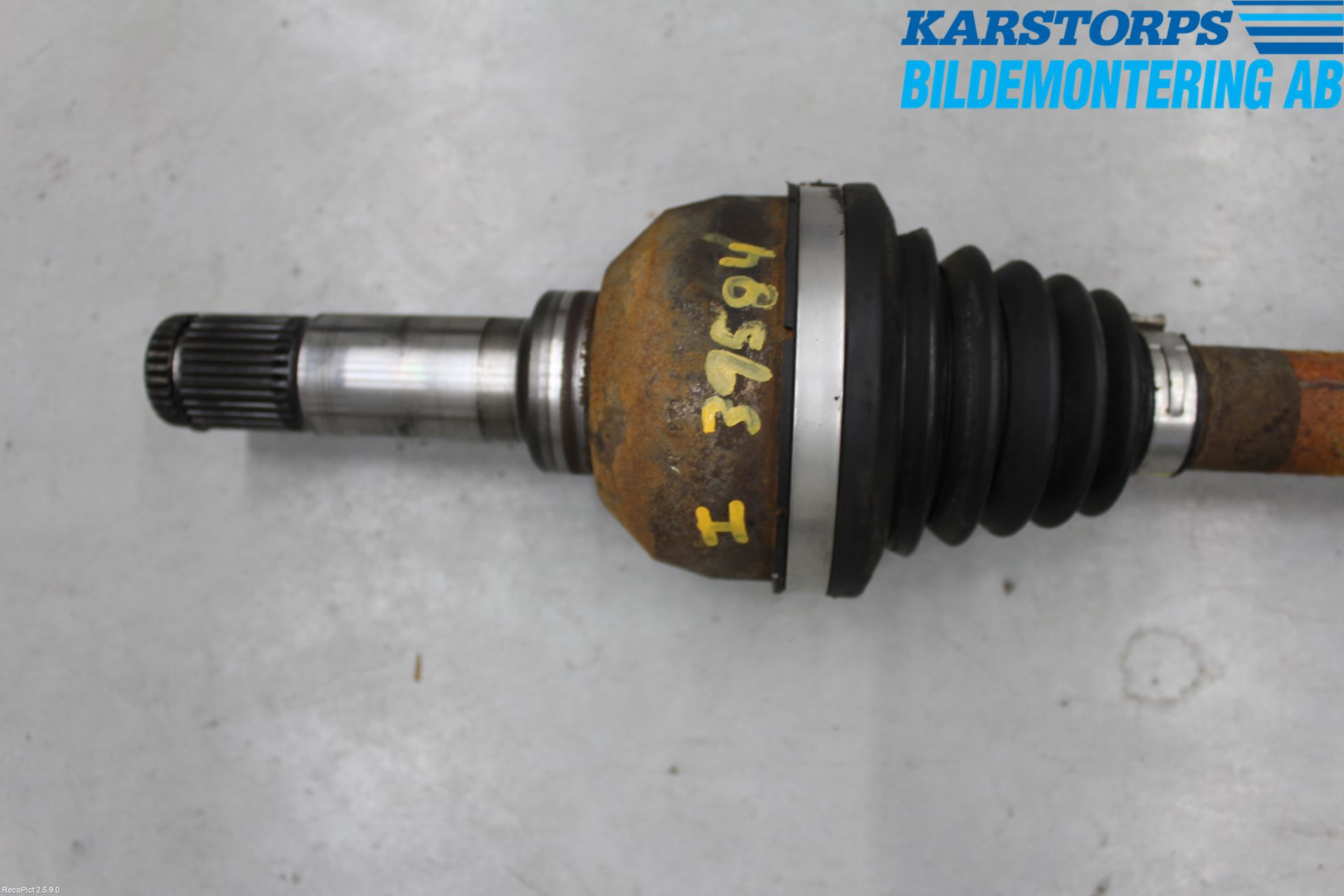 Jaguar XJ X350        03-09 Drivaxel Bak Höger