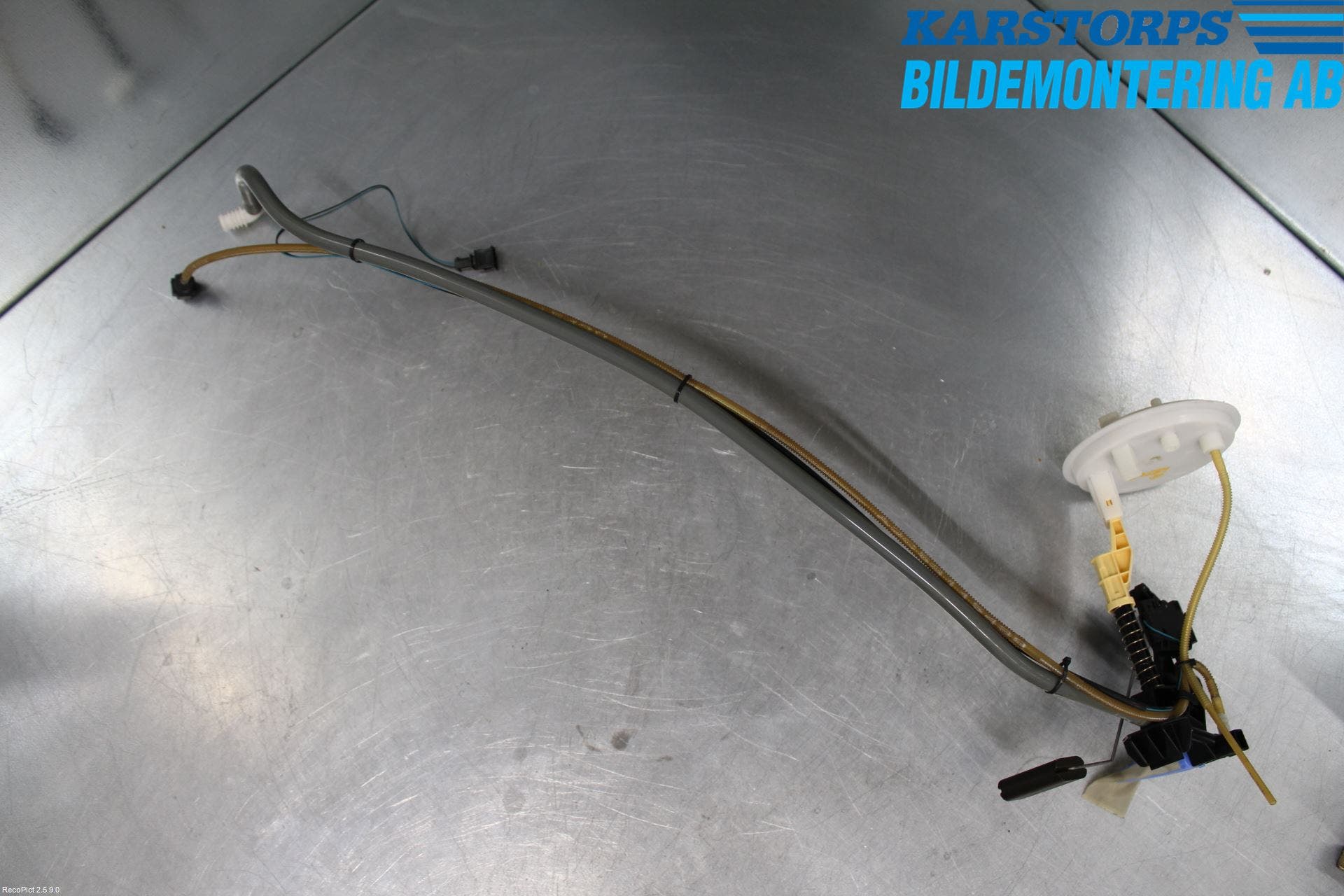 Jaguar XJ X350        03-09 Givare Tank