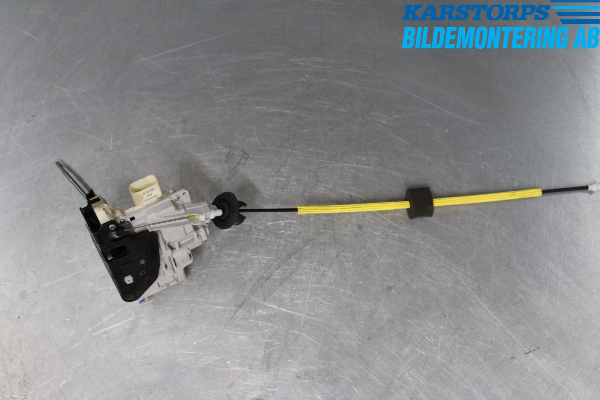 Audi A6/S6     05-11 Låskista-Dörrlås