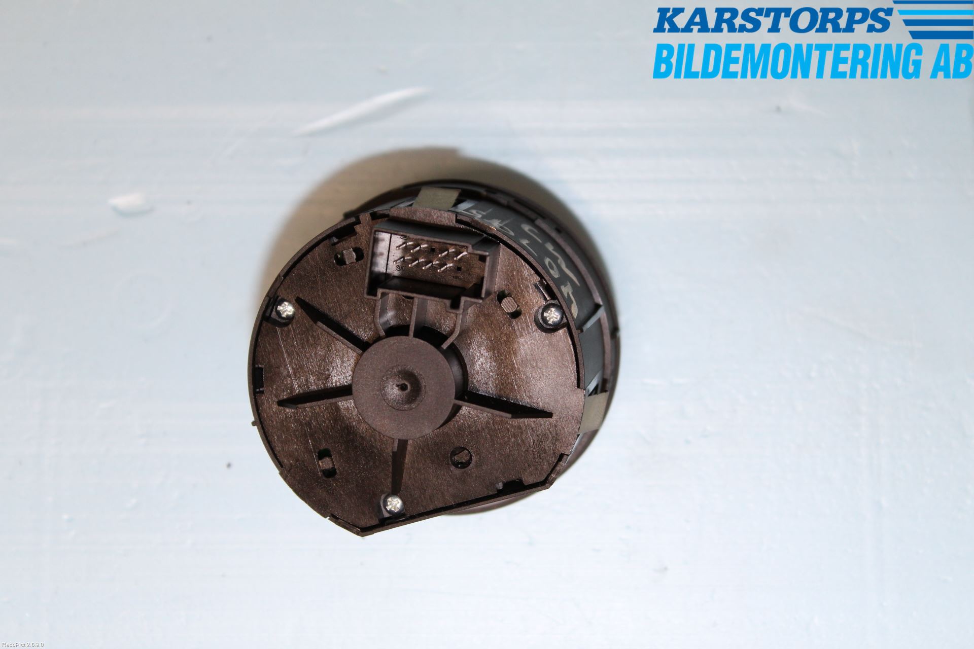 Audi A6/S6     05-11 Strömställare Ljus