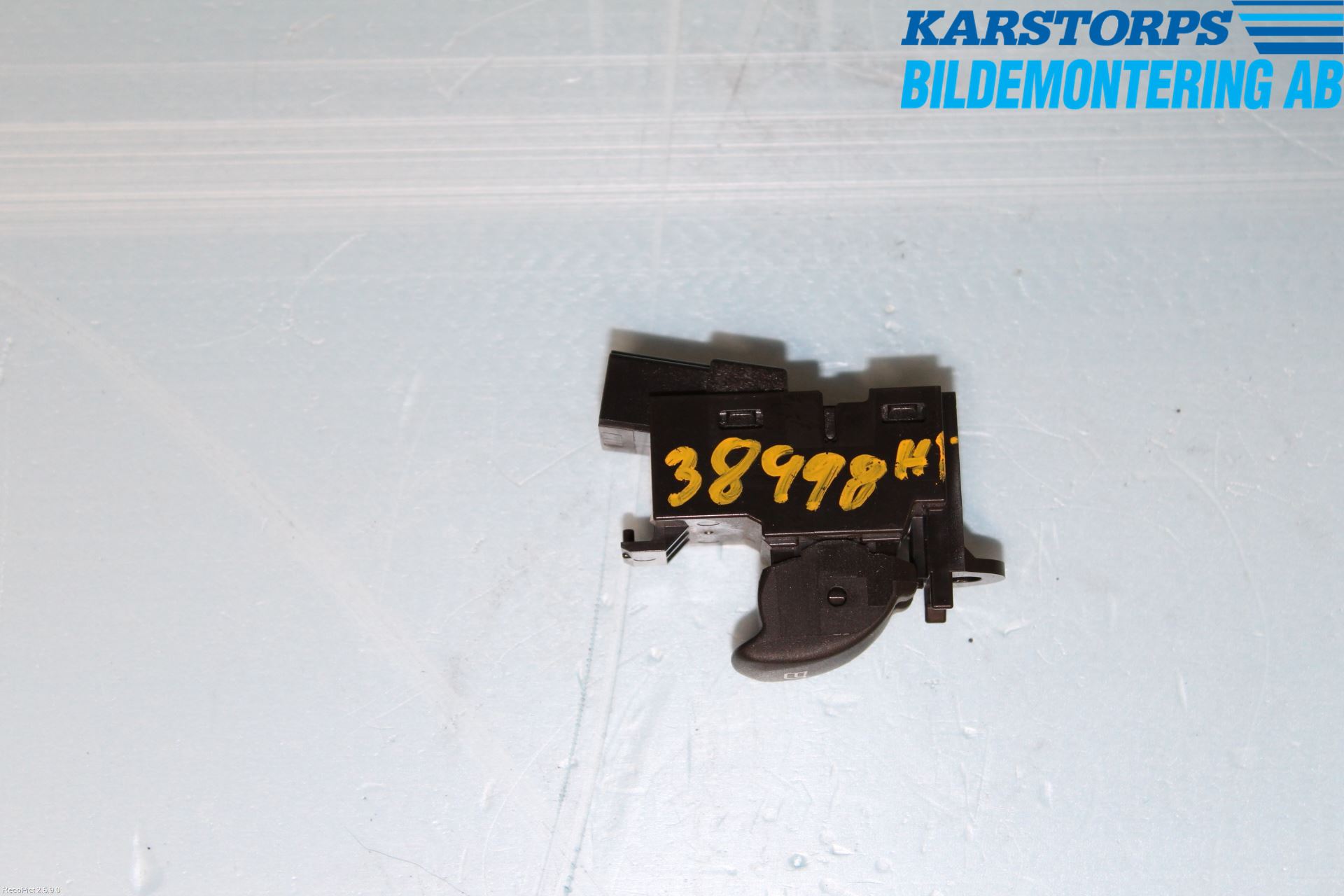 Volvo V70 08-13 Strömställare Elhiss