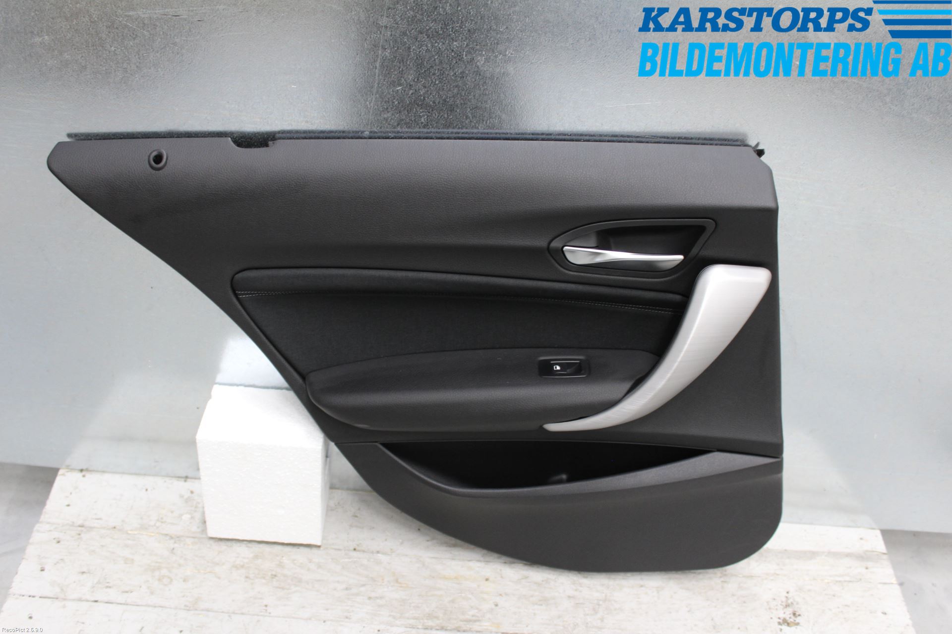 BMW 1 F20/F21 11-19 Dörrklädsel Vä