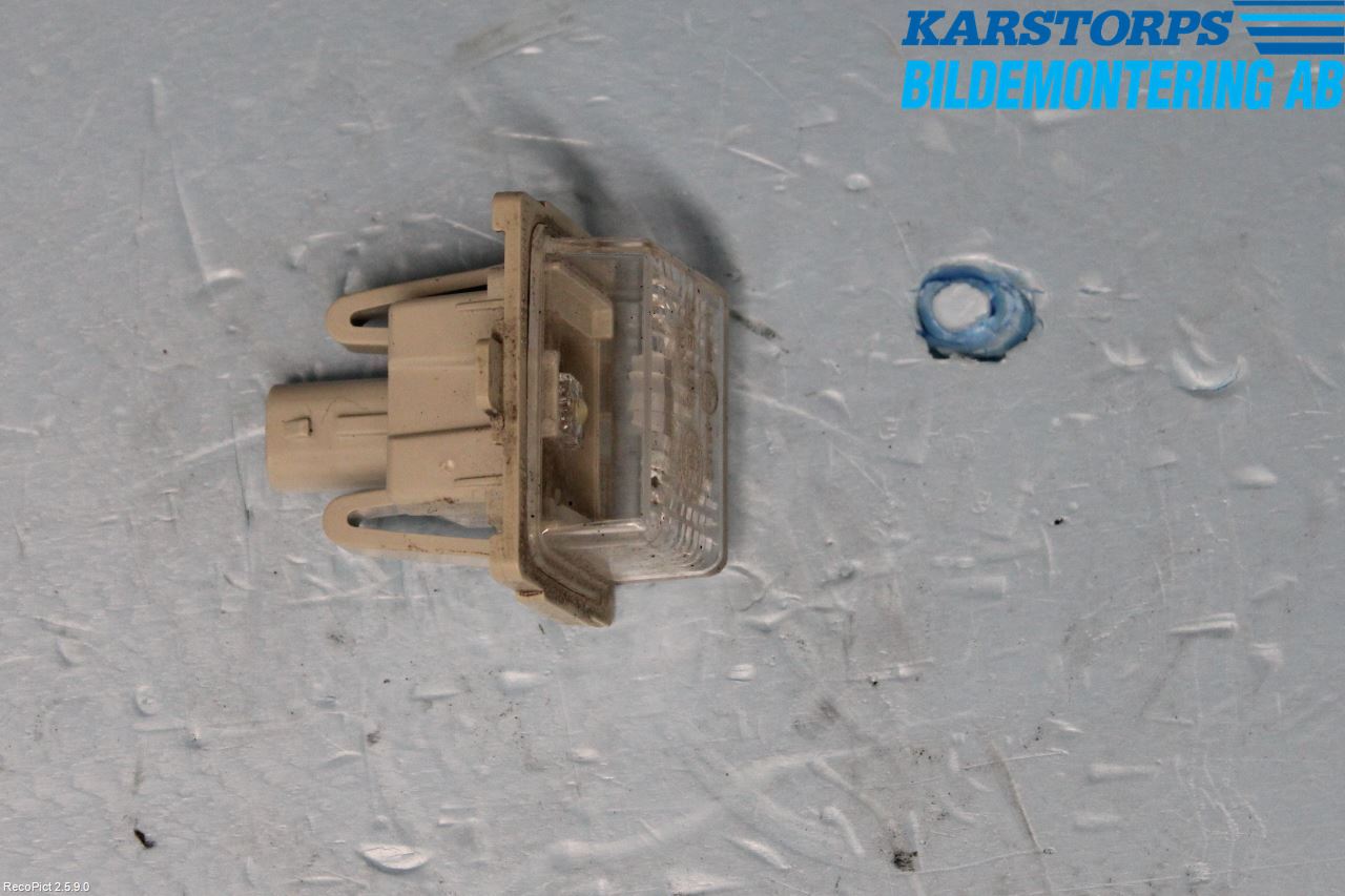 Mercedes-Benz MB E-KLASS (W212) 09-16 Skylt Belysning